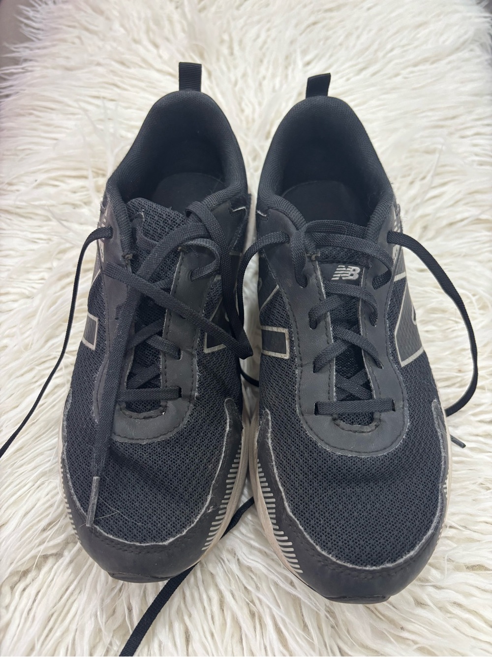 New Balance 545 Women's Size 5 Black Athletic Running Walking Sneakers Shoes